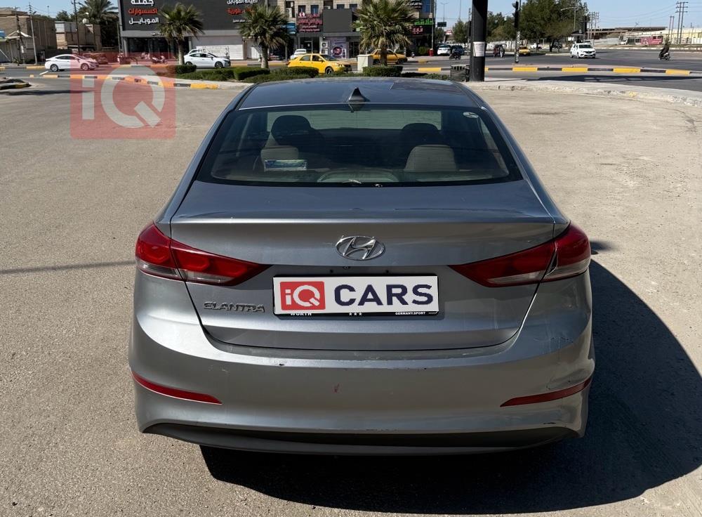 هيونداي النترا